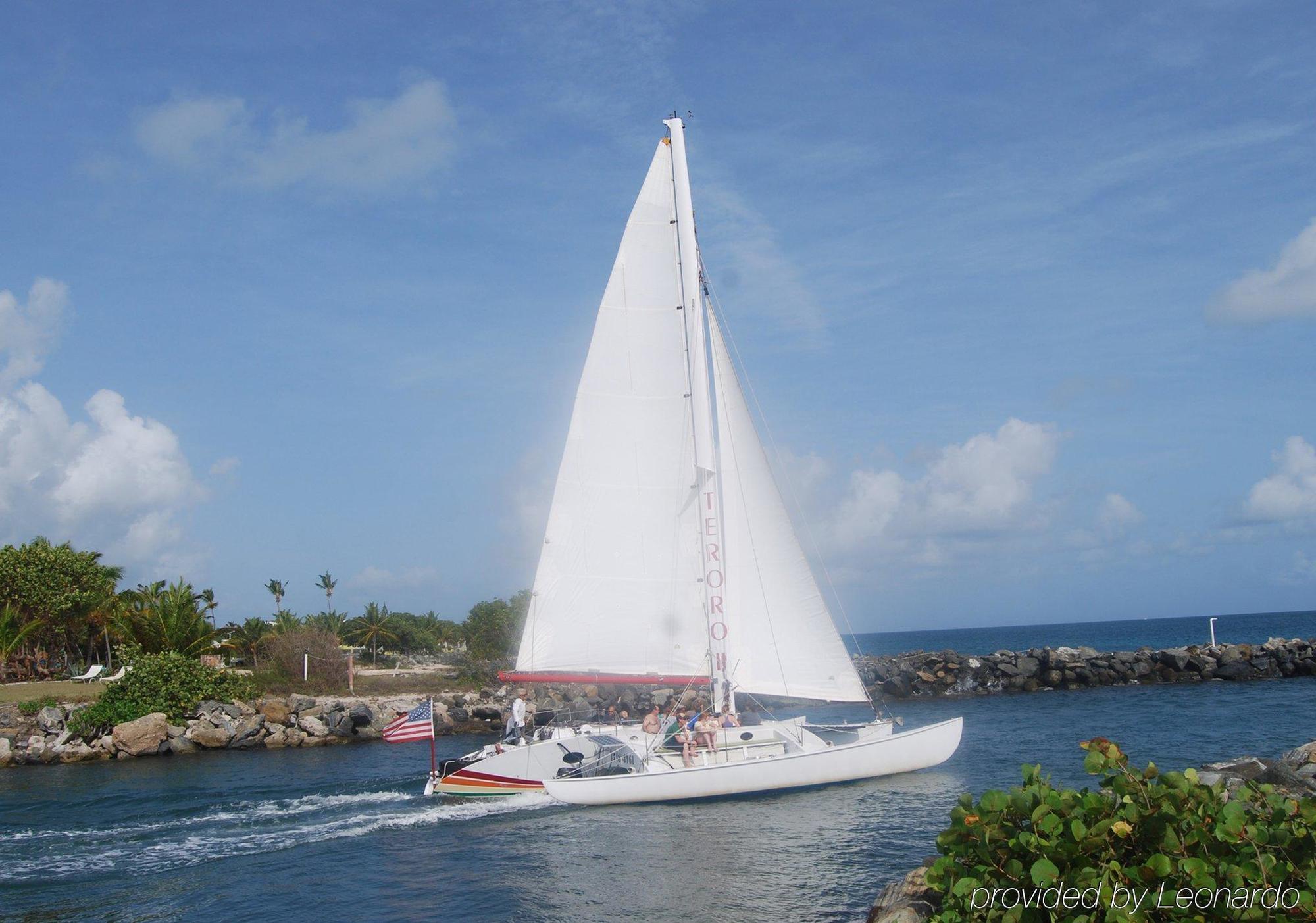Tamarind Reef Resort Spa & Marina Christiansted Exterior foto